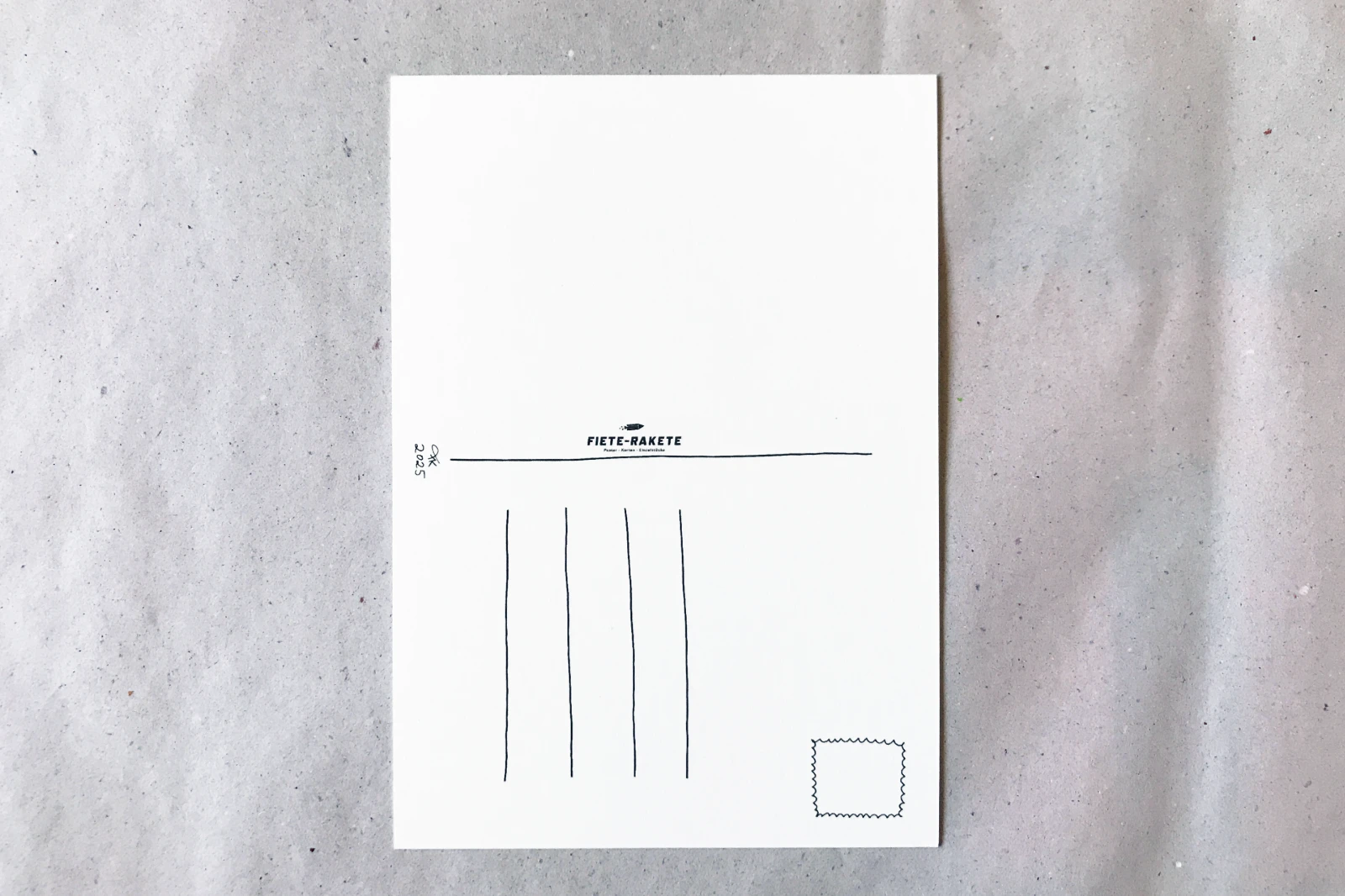 Rückseite der Postkarte „Katze“, 10,5 × 14,8 cm, klassischer Postkarten-Vordruck, Serie „Bio“, Fiete Rakete.