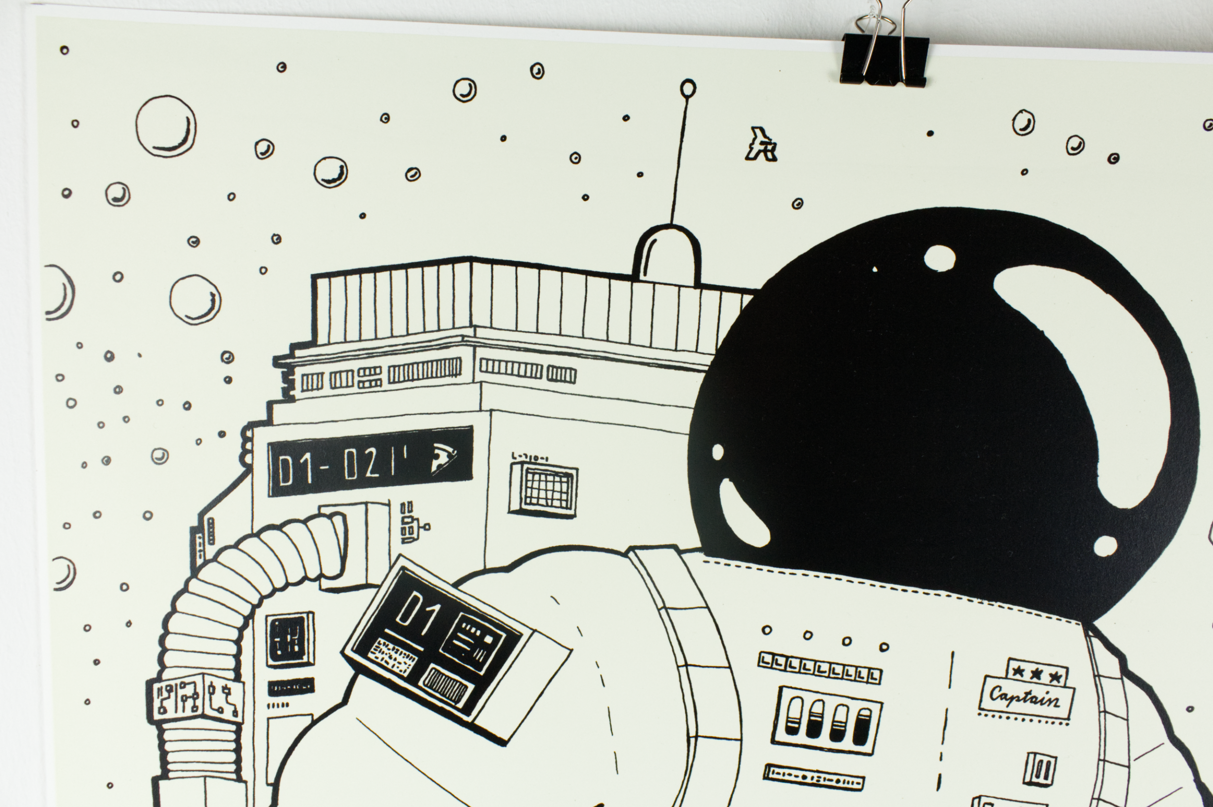 krom-city-poster-astronaut-stadt-glow-in-the-dark-03