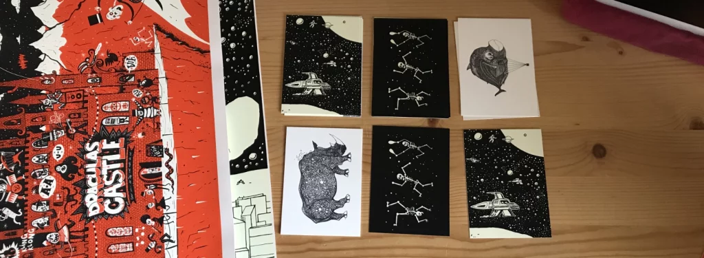 Postkarten und kleine Drucke im Atelier von Fiete Rakete – limitierte Illustrationen für Onlineshop